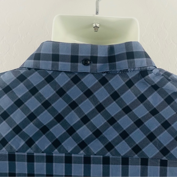 Travis Matthew Men's Short-Sleeve Button-Down, Blue Plaid, Size Small - Picture 6 of 9